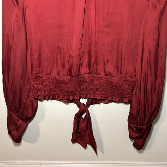 Zara Red Open Back Long Sleeve Cropped Blouse Size Medium - Picture 3 of 9